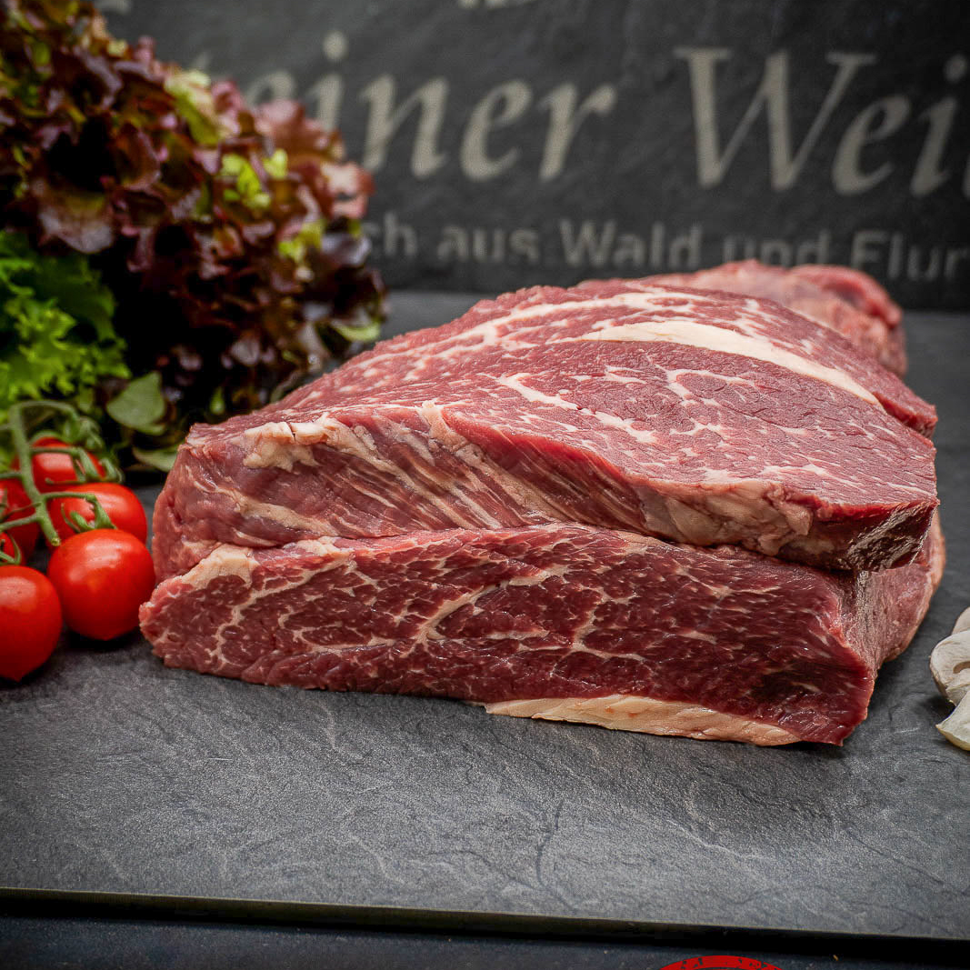 Black-Angus-Rind auf der Weide
